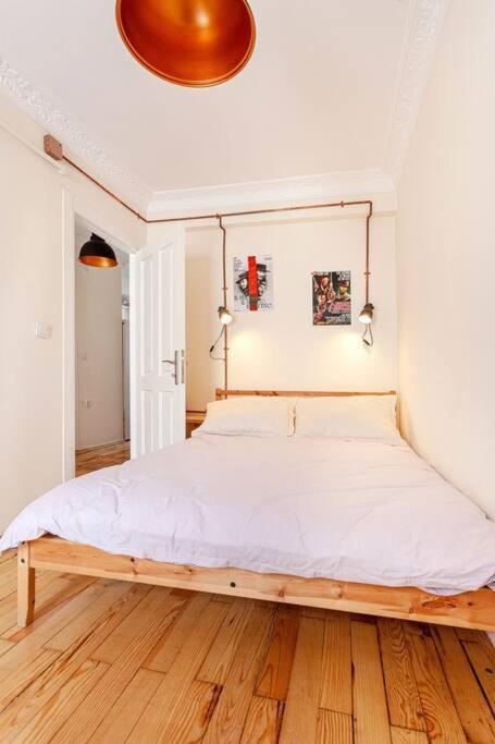 Location With 2 Bedrooms